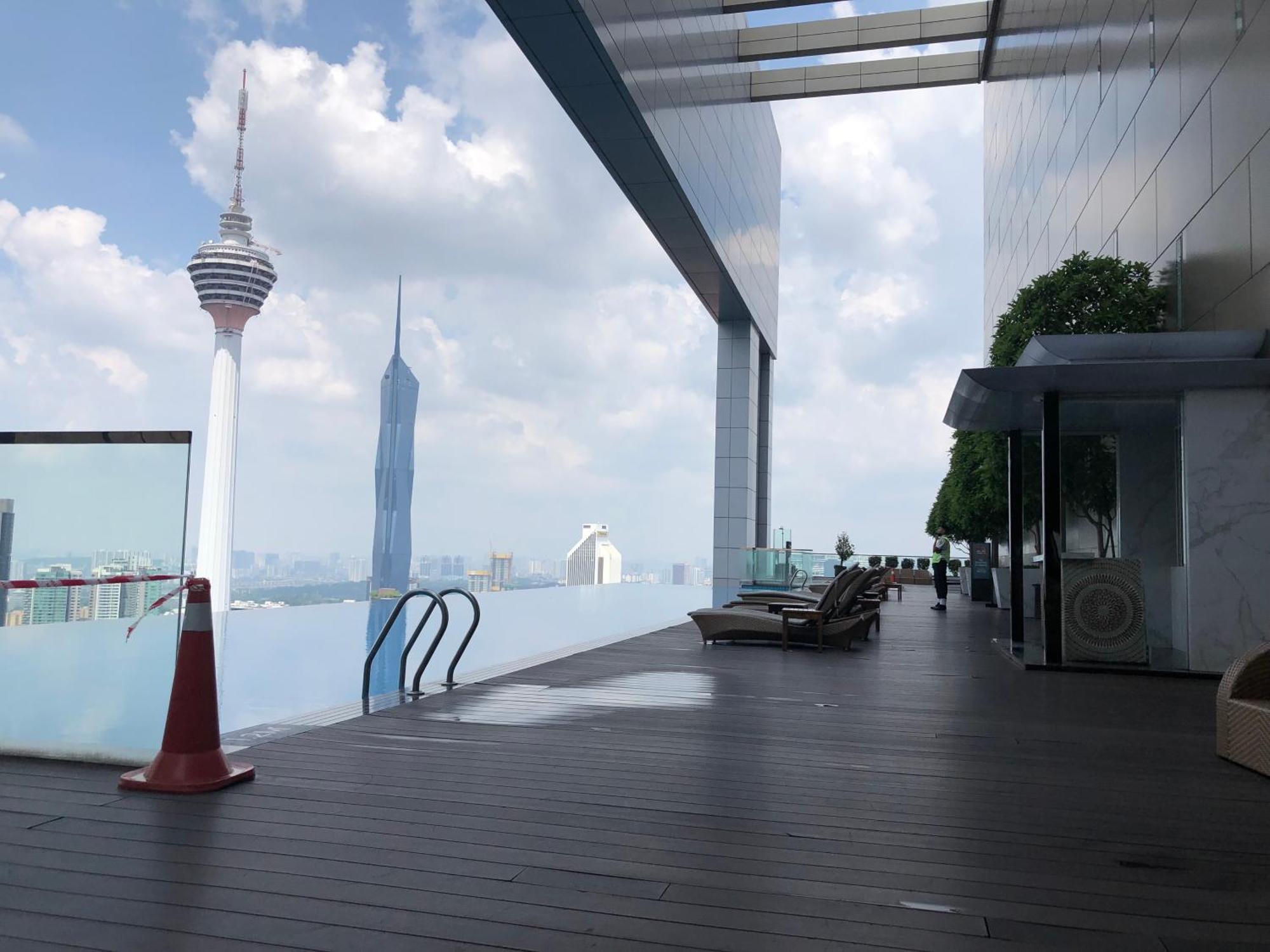 Amazing Pool By Platinum Suites Klcc كوالالمبور المظهر الخارجي الصورة