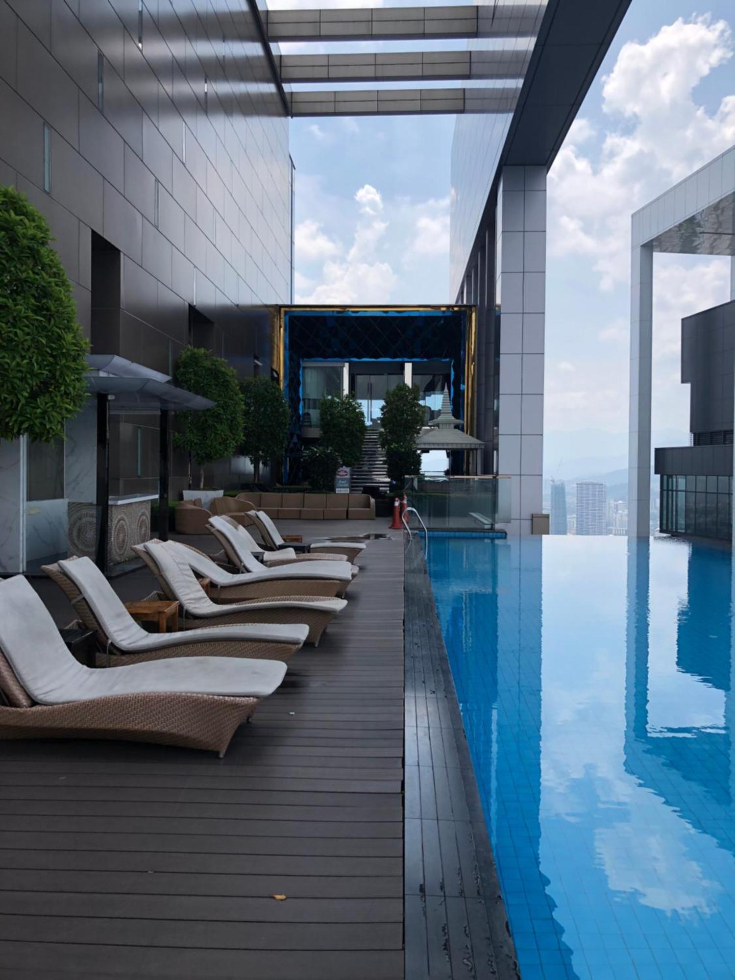 Amazing Pool By Platinum Suites Klcc كوالالمبور المظهر الخارجي الصورة