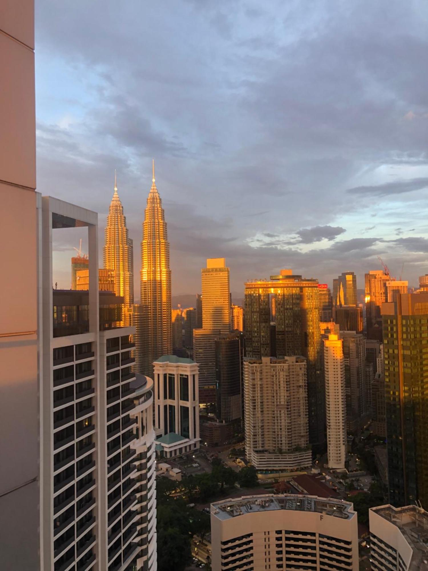 Amazing Pool By Platinum Suites Klcc كوالالمبور المظهر الخارجي الصورة